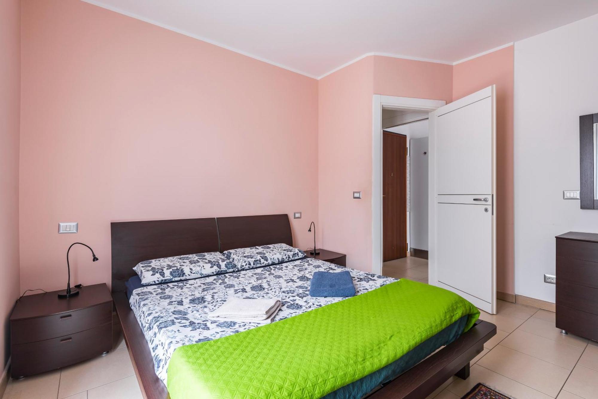 Stile E Comfort In Citta Con Wi-Fi คาร์ปิ ภายนอก รูปภาพ
