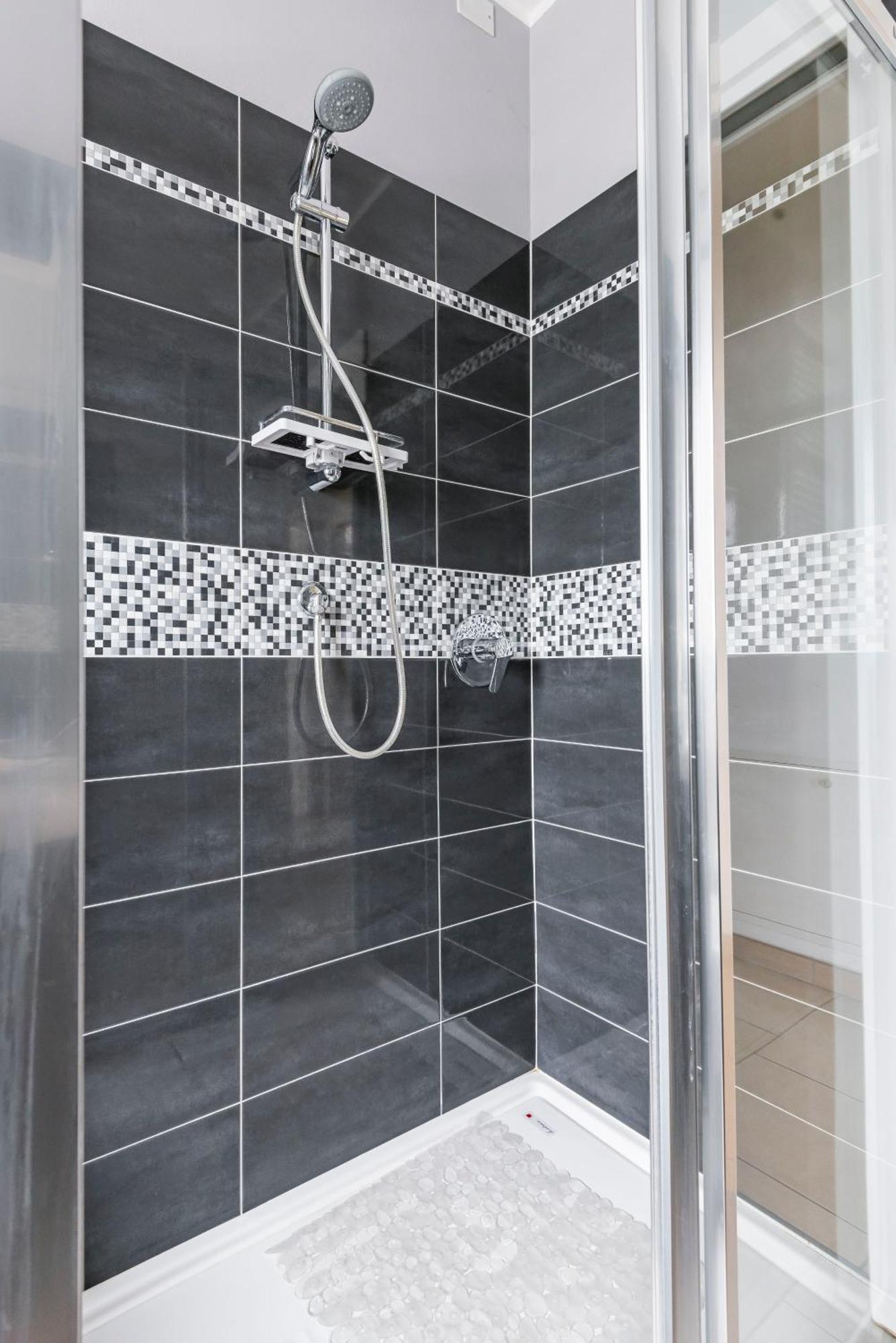 Stile E Comfort In Citta Con Wi-Fi คาร์ปิ ภายนอก รูปภาพ